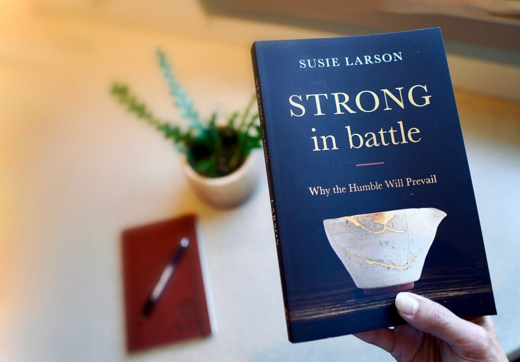 Susie Larson's Strong in Battle book